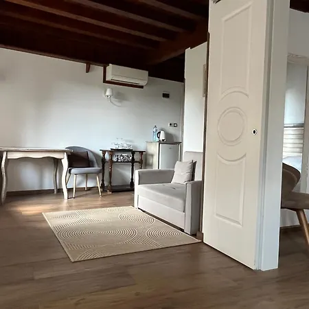Manoleva House 3*