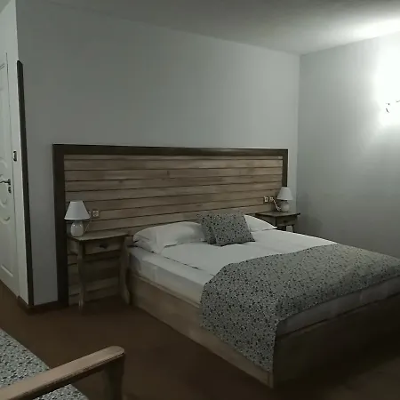Guest house Manoleva House *