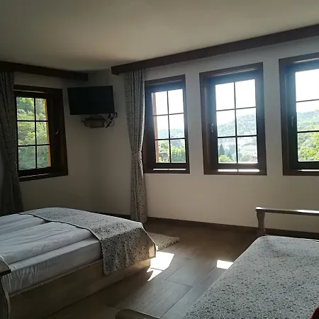 Guest house Manoleva House *