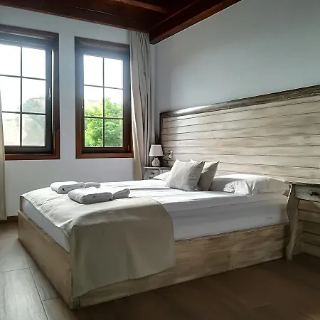 Manoleva House ゲストハウス