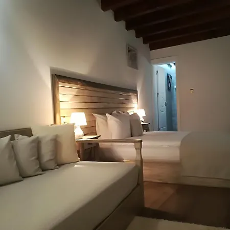 Gasthof Manoleva House 3*
