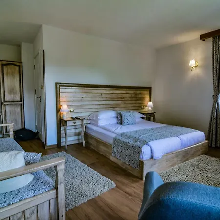 Gasthof Manoleva House 3*