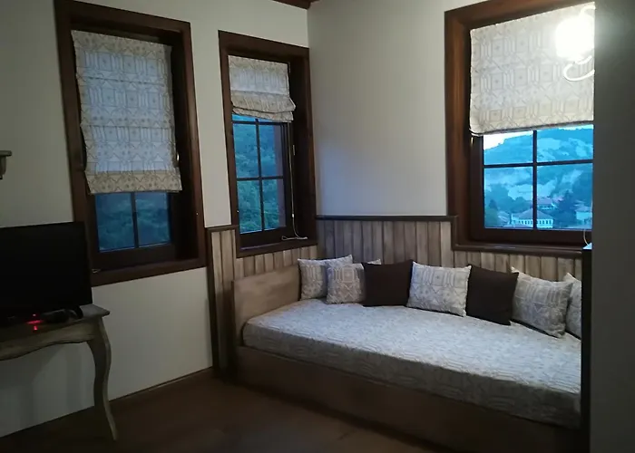 Manoleva House Gæstehus 3*