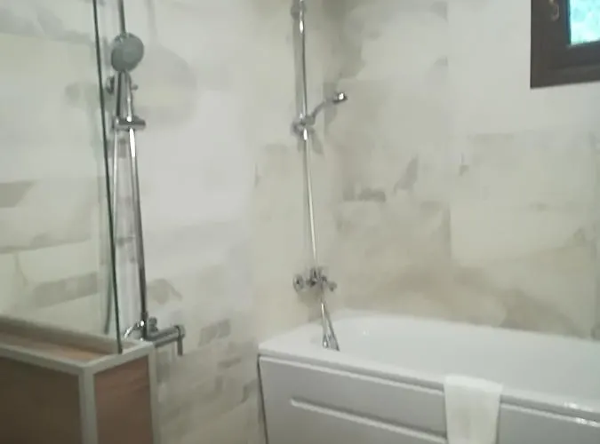 Manoleva House Gæstehus 3*