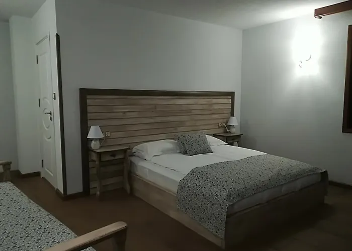 Gæstehus Manoleva House 3*