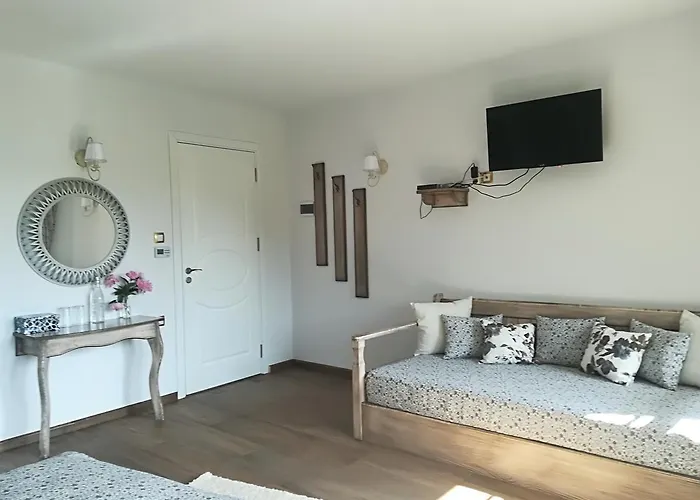 Manoleva House Gæstehus 3*